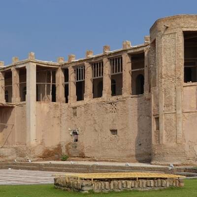 The Malek Mansion 